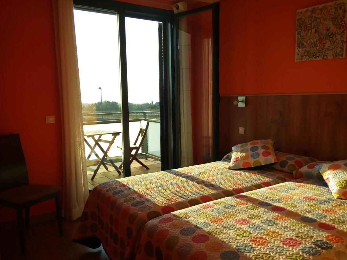 Apartamento Golf Buenas Vistas Cirueña Kültér fotó
