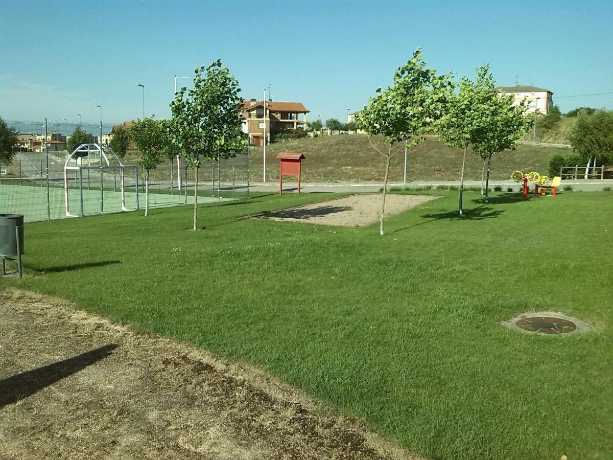 Apartamento Golf Buenas Vistas Cirueña Kültér fotó