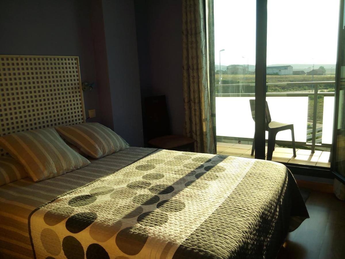 Apartamento Golf Buenas Vistas Cirueña Kültér fotó